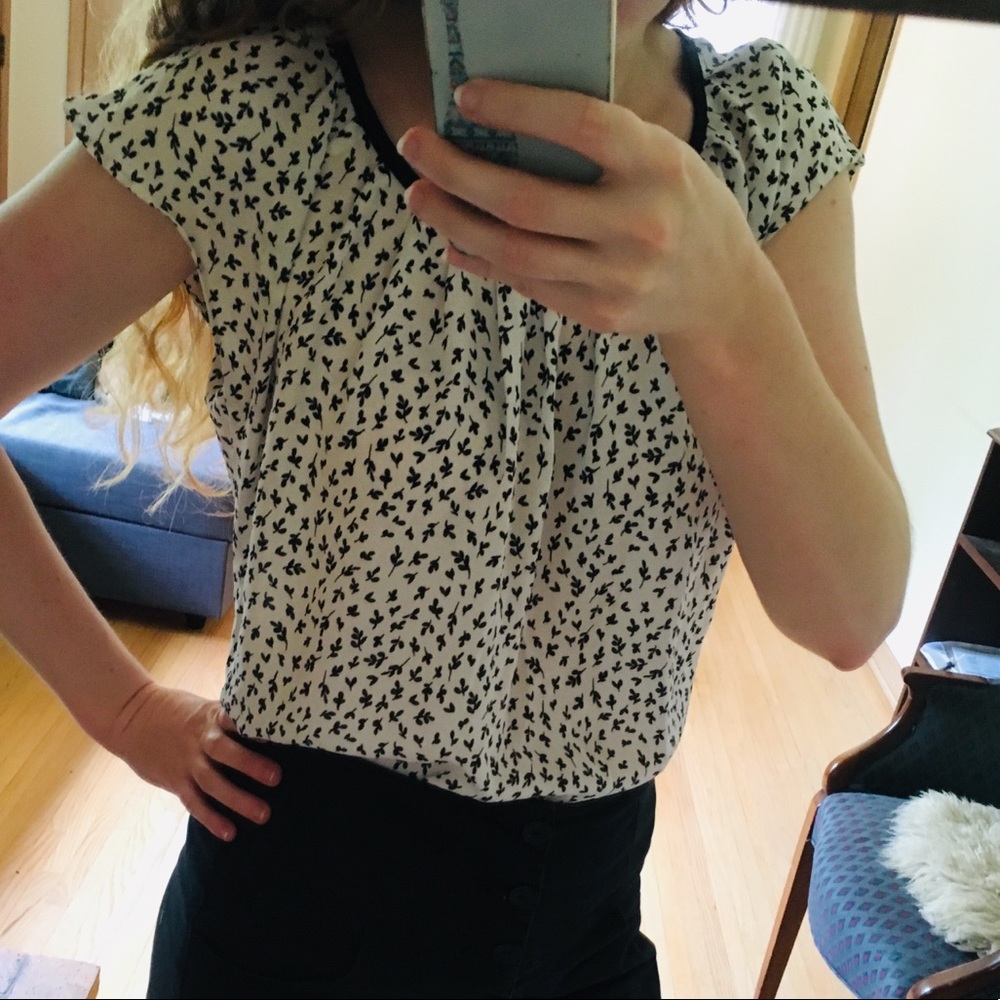 LC Lauren Conrad White/Black Blouse